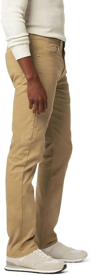 Levi Strauss Signature Gold Men's Slim Straight Jeans (Available in Big & Tall)
